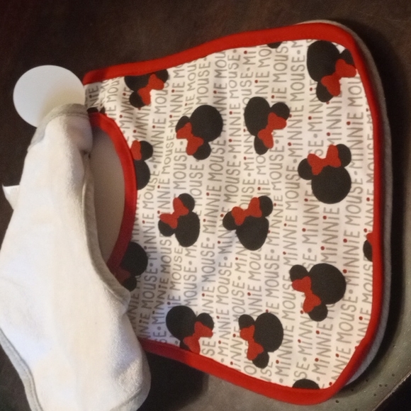 BABY BIBS - Picture 2 of 3